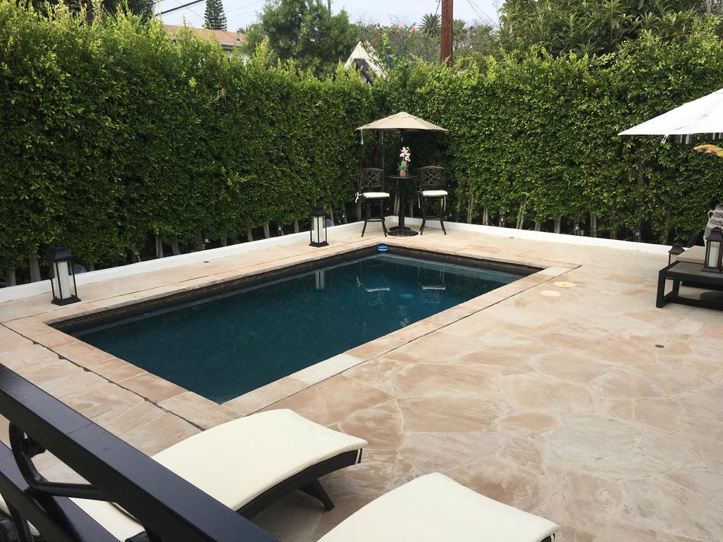 Selby Ave Villa *